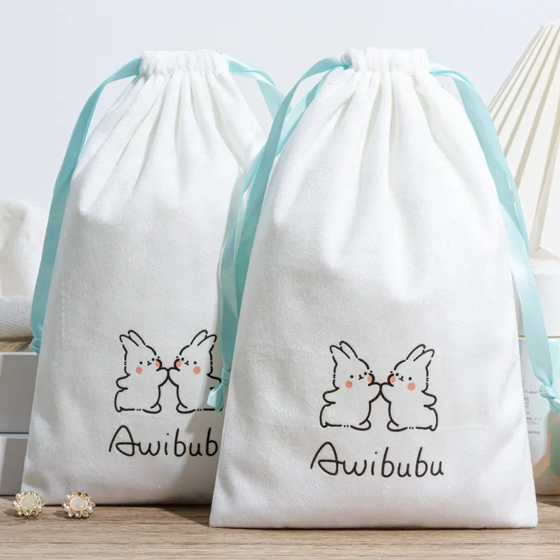 High Sales Custom Logo Printing Cute Velvet Bag Bag Custom Size Garment Packaging Velvet Drawstring Bag Gift