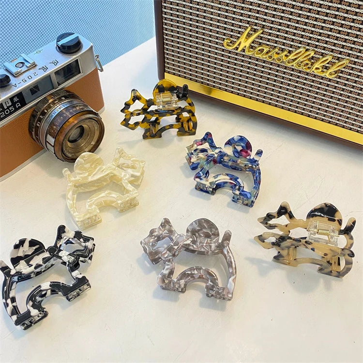 Acetate Unisex Cute Hollow Out Shark Hair Claw Clip with Puppy Design 7.5CM Size for Valentine's Day