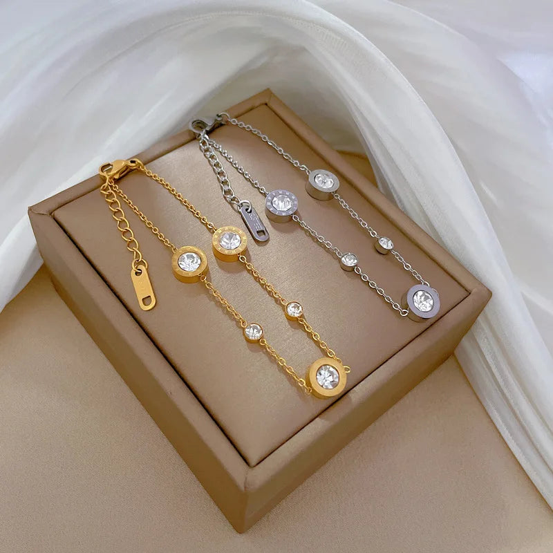 Wholesale New Stainless Steel Vintage Personalized Women Roman Luxury Shining Chain Diamond Bracelet