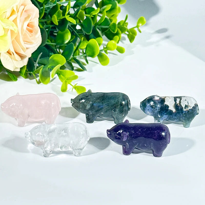 Wholesale Natural Crystal Crafts Mini Lovely Pigs Made of Different Materials for Gift Decoration