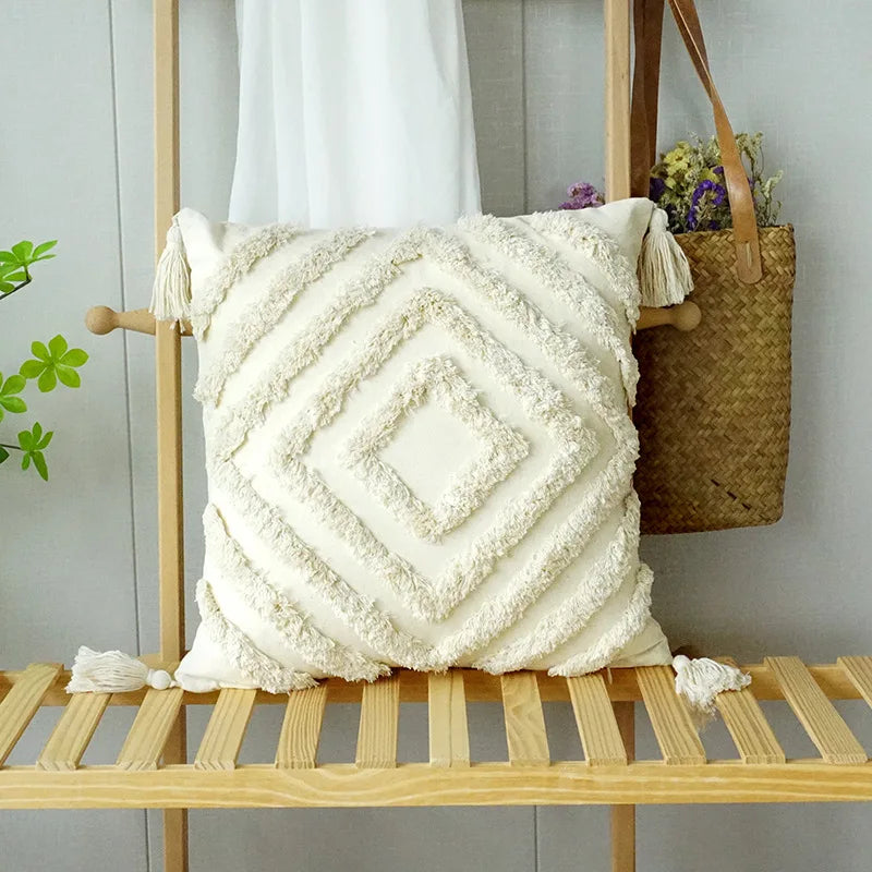 Innermor European Home Decoration White Ivory Cream Striped Floral Portable Luxury Polyester Nubby Embroidery Morocco Indian