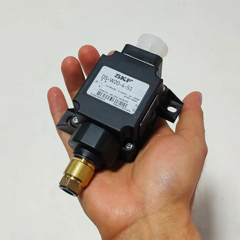 DS-W20-4-S1 DS-W1-4-L-S1 DS-W12-4-R-S1 00.250.0721 Sensor Oil Valve for Printing Machine