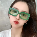 Fashion Wholesale Womens Sunglasses Custom Logo Glasses Summer Cool Wholesale Pink Fashion Small Frame Sunglasses 2023