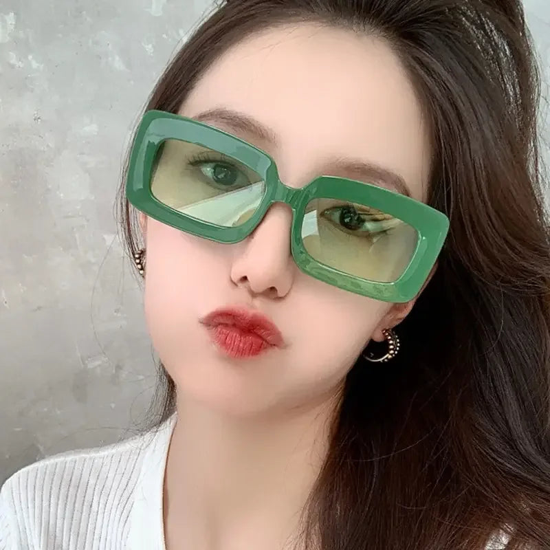 Fashion Wholesale Womens Sunglasses Custom Logo Glasses Summer Cool Wholesale Pink Fashion Small Frame Sunglasses 2023