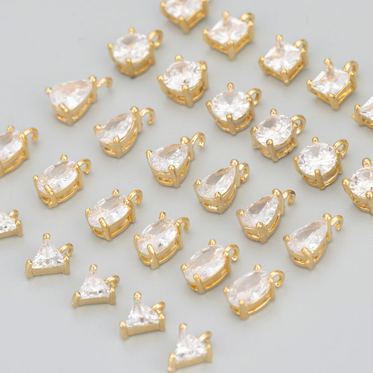 M618 20pcs/lot 18K Gold Plated Metal Copper Jewelry Accessories Nickel Free REACH Pass DIY Earrings Making Charms GUFEATHER MegaBDM