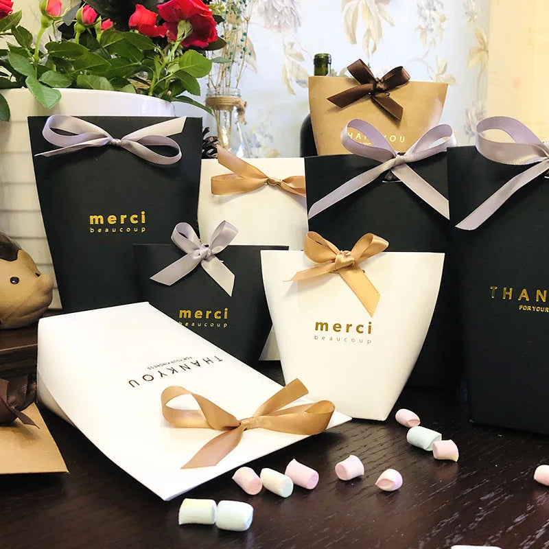 Wholesale French Paper Bag Custom You Own LogoThank You Gift Bag Hot Stamping logo for Packaging Gift