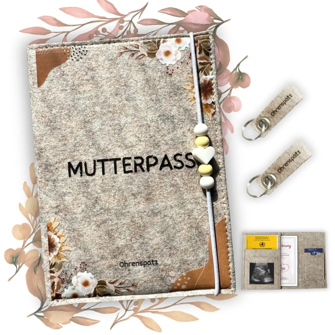 Wholesale Cute U Booklet Custom Mutterpass Organizer Maternity Pass Protective Felt Mother Passport Cover with Keyring