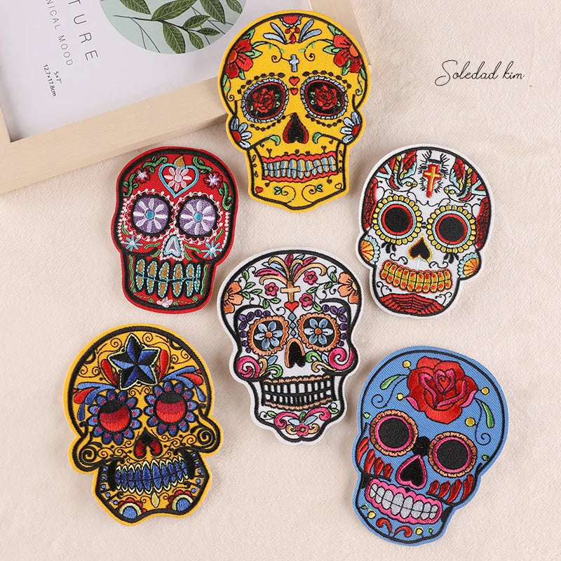 2026 Popular Embroidery England Floral Style Skull Clothing Applique Iron on 3D Custom Color Patches for Jacket