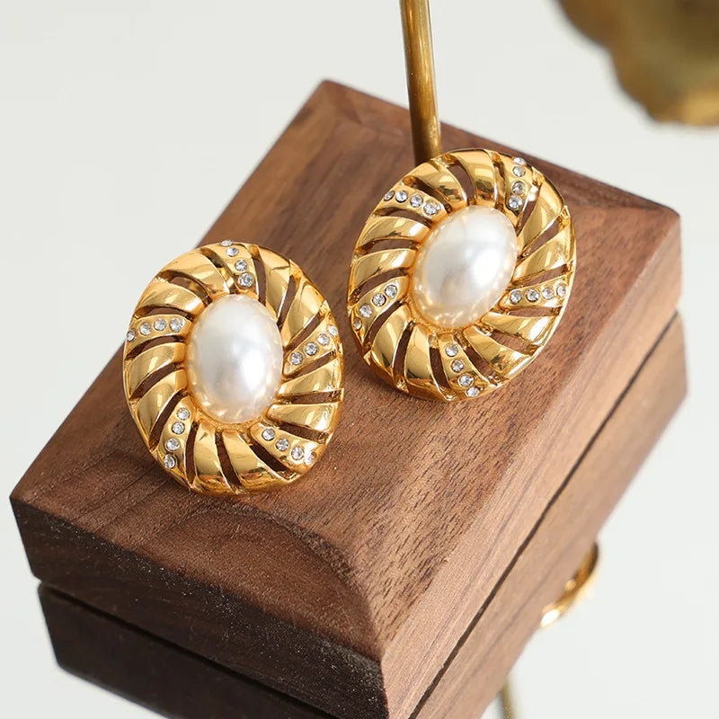 Vintage Jewelry Baroque Imitation Pearl Earrings Middle Ages Stainless Steel Crystal Diamond 18k Gold Stud Earrings for Women