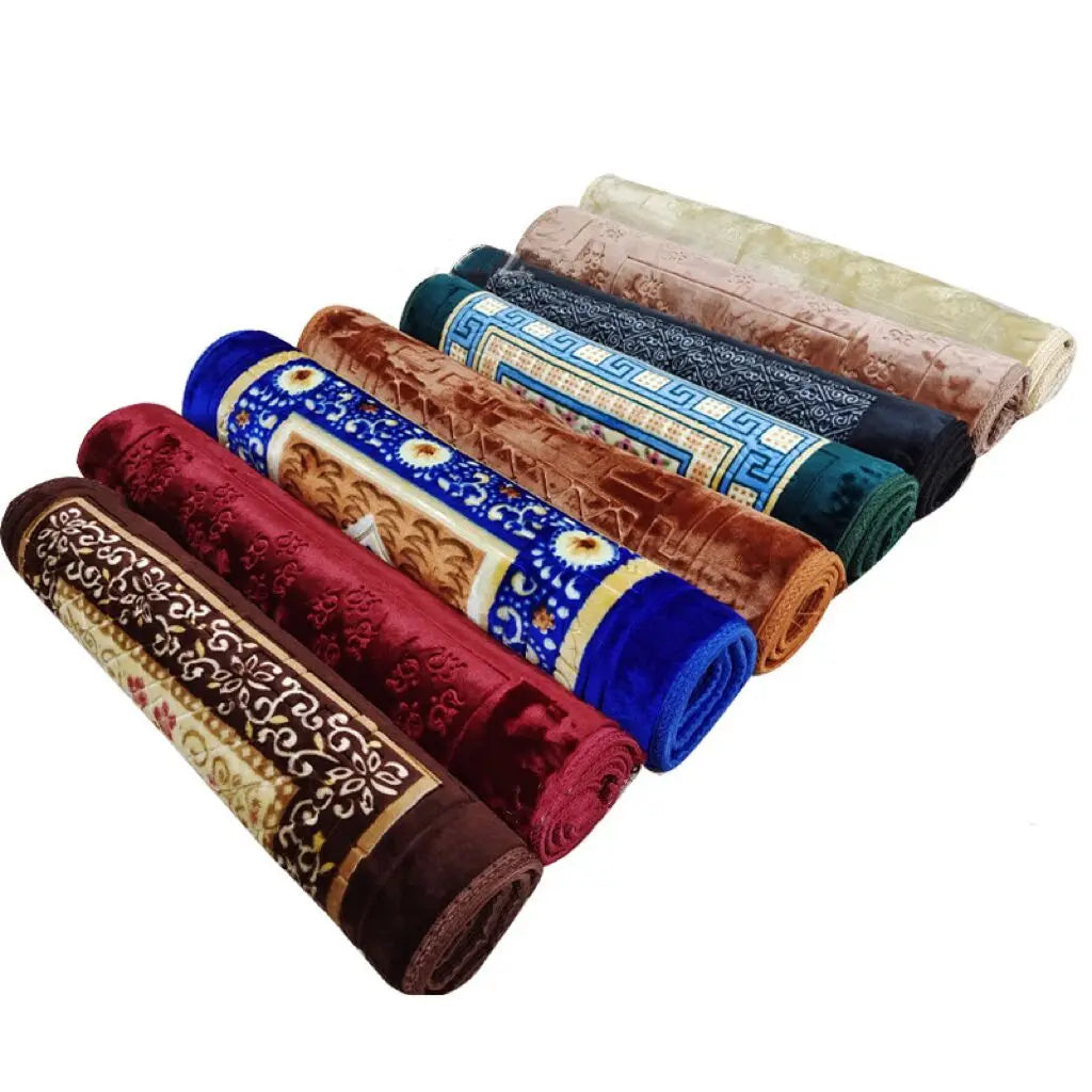 Traditional Customizable Velvet Prayer Carpet Prayer Mat Muslim Turkey Ramadan Gift Thick Non slip Prayer Mat