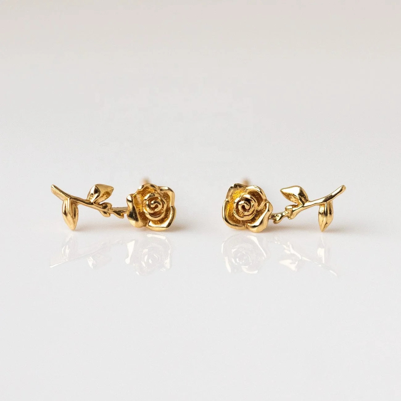 LOZRUNVE 18kt Gold Plain Silver Flower Lover Rose Stud Earring
