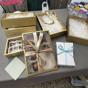 Recycled Kraft Paper Eco-friendly Folding Soap Storage Folders with Matt Lamination Clear PVC Window Lid for Chocolate for