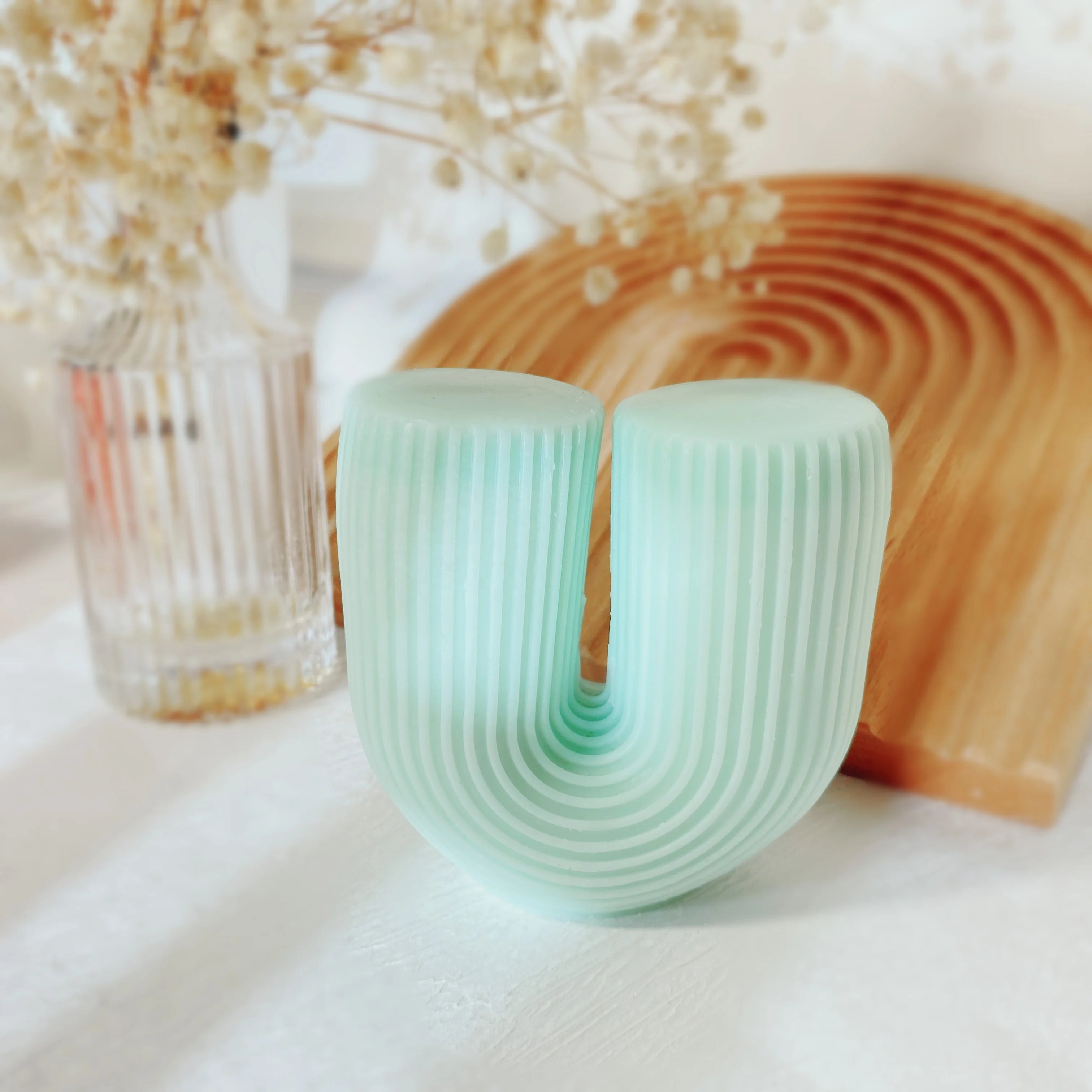 B-5217 U-shaped Stripe Silicone Candle Mold Art Gypsum Form Cement Candlestick Making Tools Handmade DIY Scented Wax Resin Mould