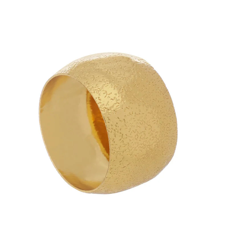 Frosted Gold Tarnish-Resistant Metal Napkin Rings Best Selling Christmas Table Decor for Holiday Hotel Dining Accessories