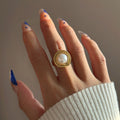 Dazan New Ins 18k Gold Plated Stainless Steel Tarnish Free Vintage Medieval Court Style Cat Eye Natural Pearl Ring for Women