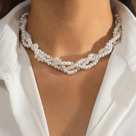 2024 Fashion Jewelry Punk Vintage Pearl Chain Wrapped Necklace Fashionable Geometric Collarbone Twisted Pearl Necklace for Women