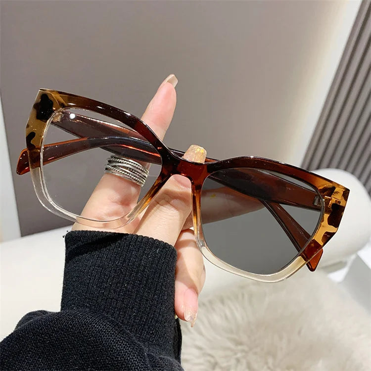 Photogrey Custom Logo Large Frame Photochgrey Glasses Frame Myopia Anti Blue Light Glasses Women Cat Eye Photochromic Eyeglasses