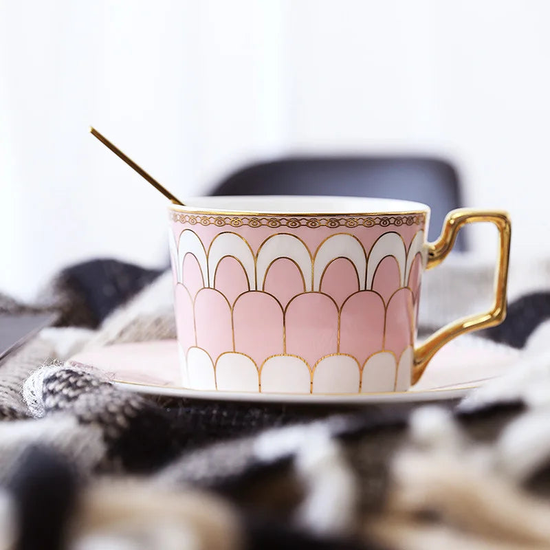 Royal Classic Fine Bone China Coffee Cup and Saucer Set Custom Printed Ceramic Teaware Packaged in Carton