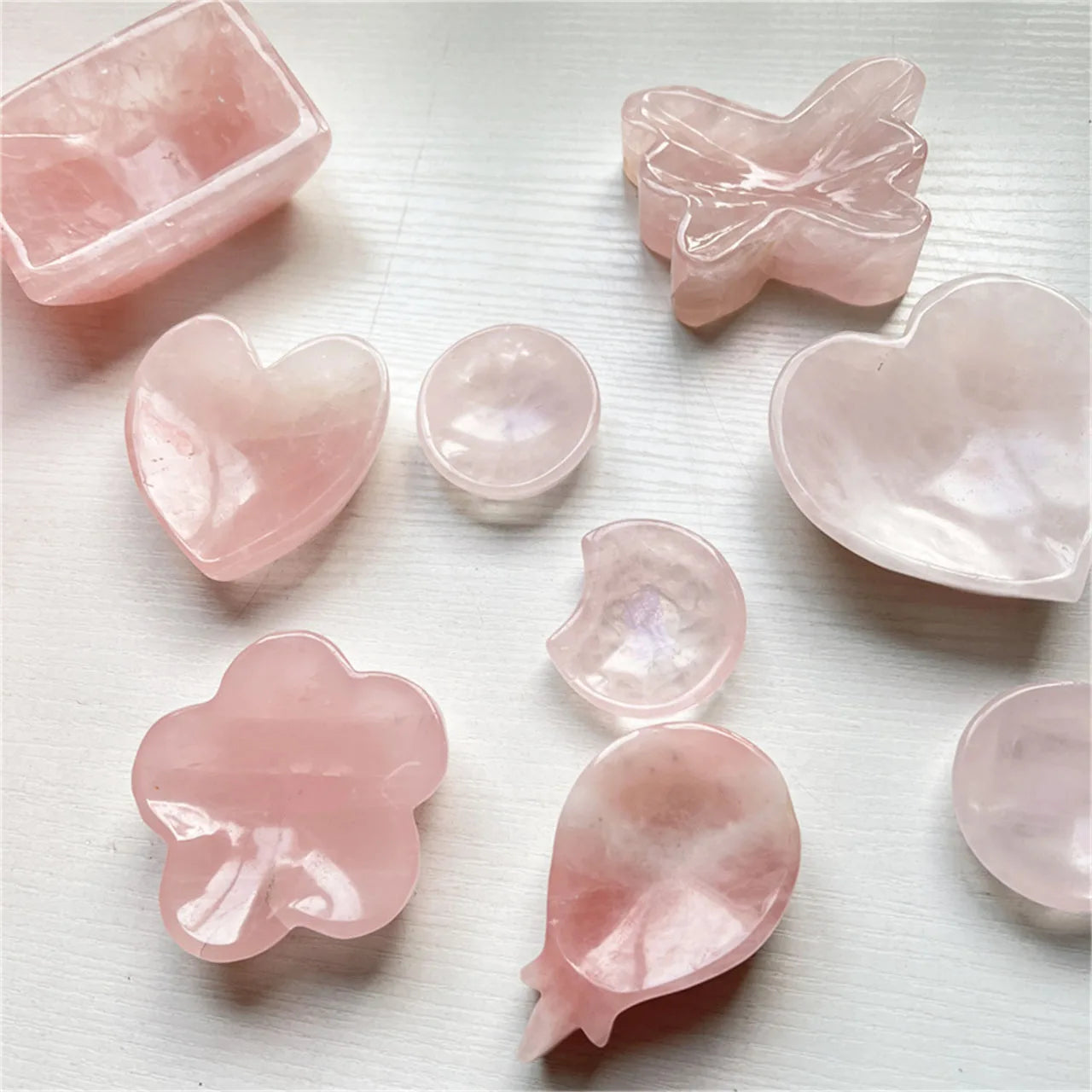 Natural Gemstone Carved Different Shapes Moon Stars Heart Rose Quartz Crystal Bowls for Gift