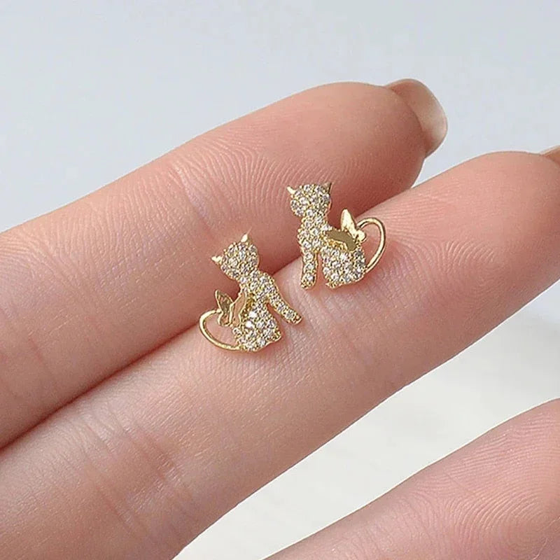 Huitan Dainty Cat with Butterfly Design Full Paved Sparkling Zircon Earring Bridal Wedding Gold Plated CZ Stud Earring for Women