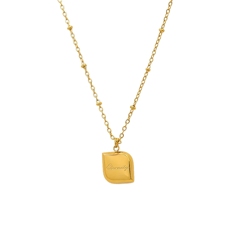 Vintage Stainless Steel 18K Gold Jewelry Charm Clavicle Necklace Elegant Engraved Eternity Square Pendant Necklaces