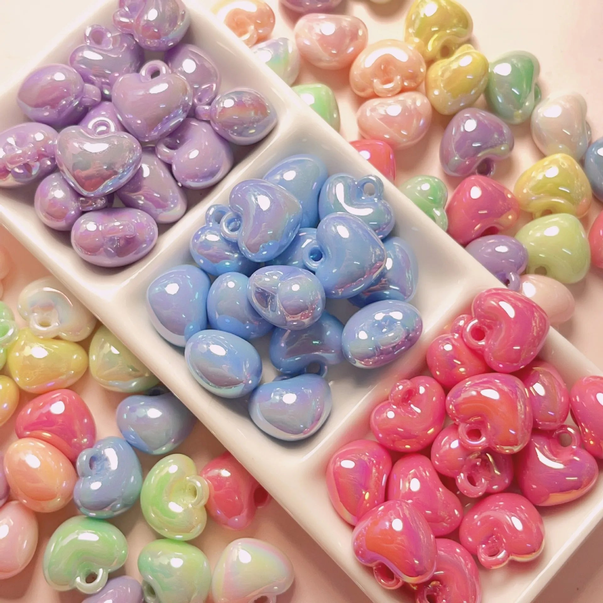 Acrylic Uv Color Plated Solid Hanging Hole Love Heart Shape Beads Shiny Charms Mobile Phone Chain Key Pendant for Jewelry Making