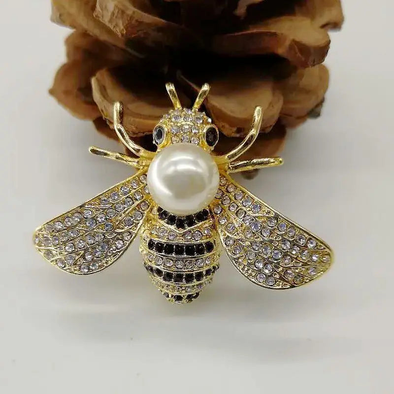 YHJ18022301 Fashion Rhinestones Bee Brooch Women Rhinestones Insect Bees Brooch Pin with Pearl