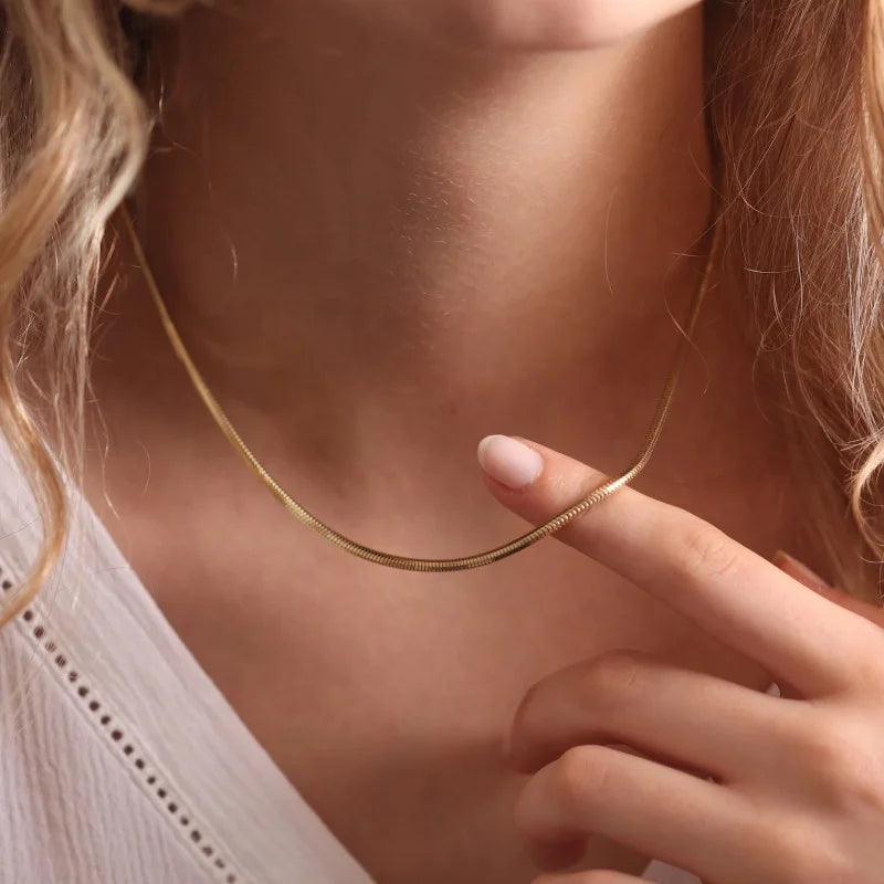 MICCI Women's Trendy 1.5mm Snake Chain Necklace Custom PVD 18k Gold Plated Stainless Steel Wholesale Non Tarnish