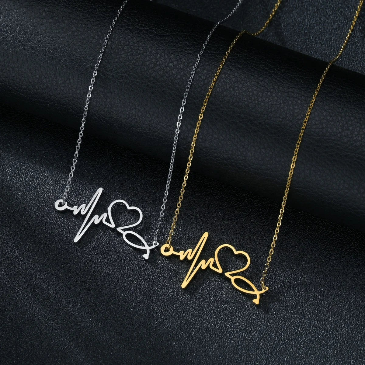 Niche Design Stainless Steel ECG Necklaces Temperament Sweet Clavicle Chain Gold Silver Heartbeat Pendant Necklace for Girls