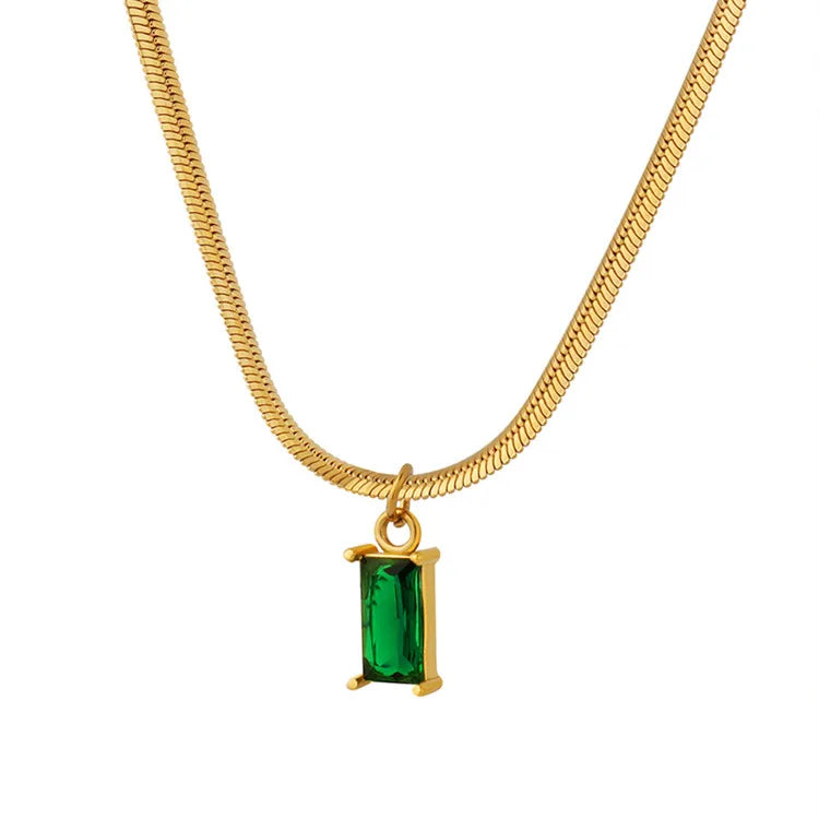 High Quality Initial Fashion Design Women Charm 18K Gold Plated Women Snake Chain Emerald Zircon Pendant Necklace