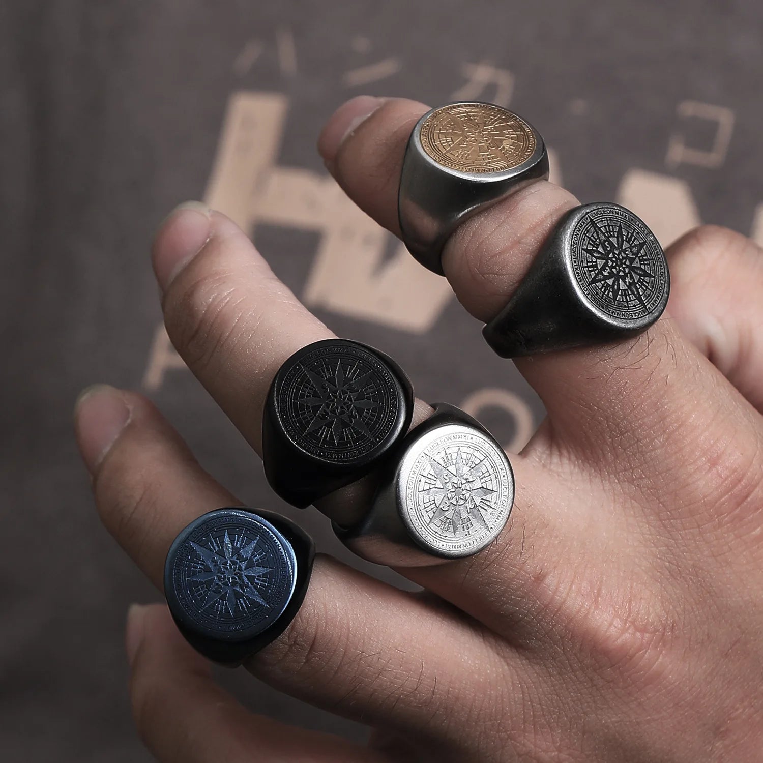 Factory Direct Stainless Steel Ring Punk Round Head Compass Ring Titanium Steel Ring for Men