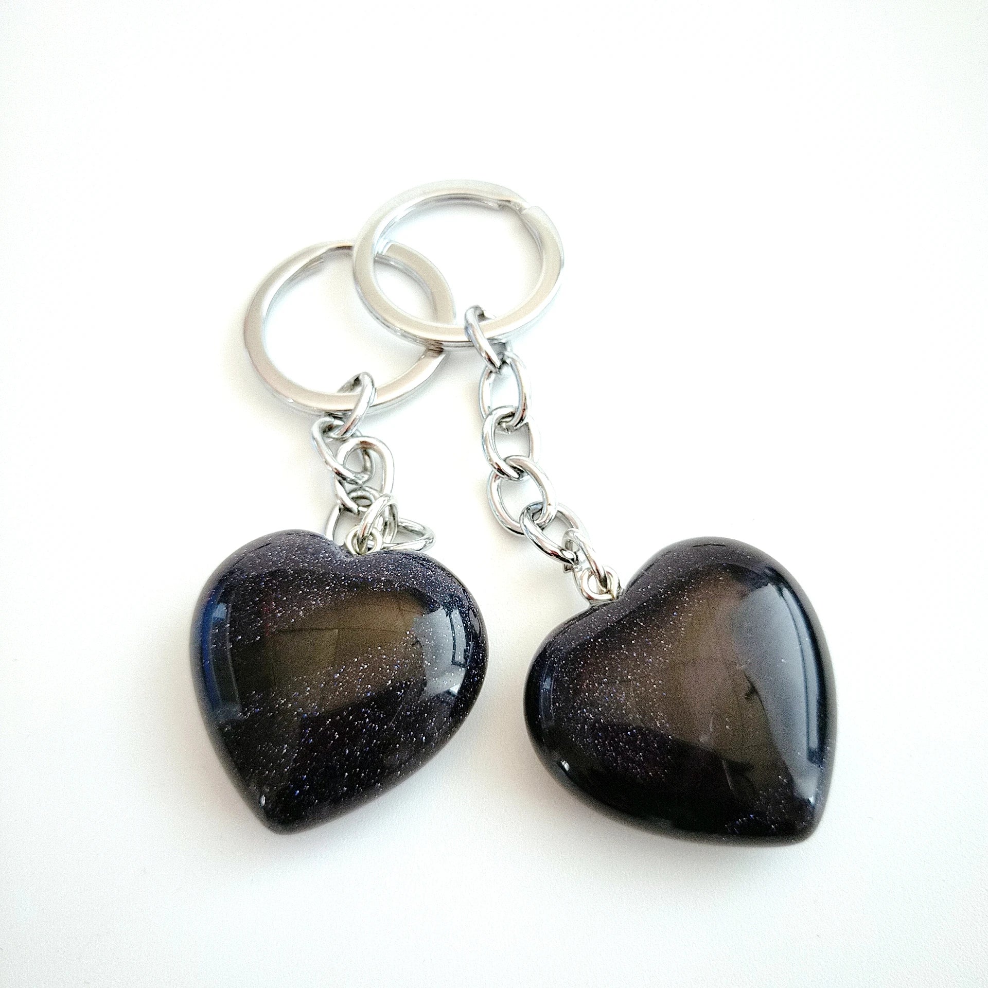 Hongzhuo Natural Love Crystal Heart Stone Pendant Keychain Healing Gemstone Black Obsidian Key Chain Ring