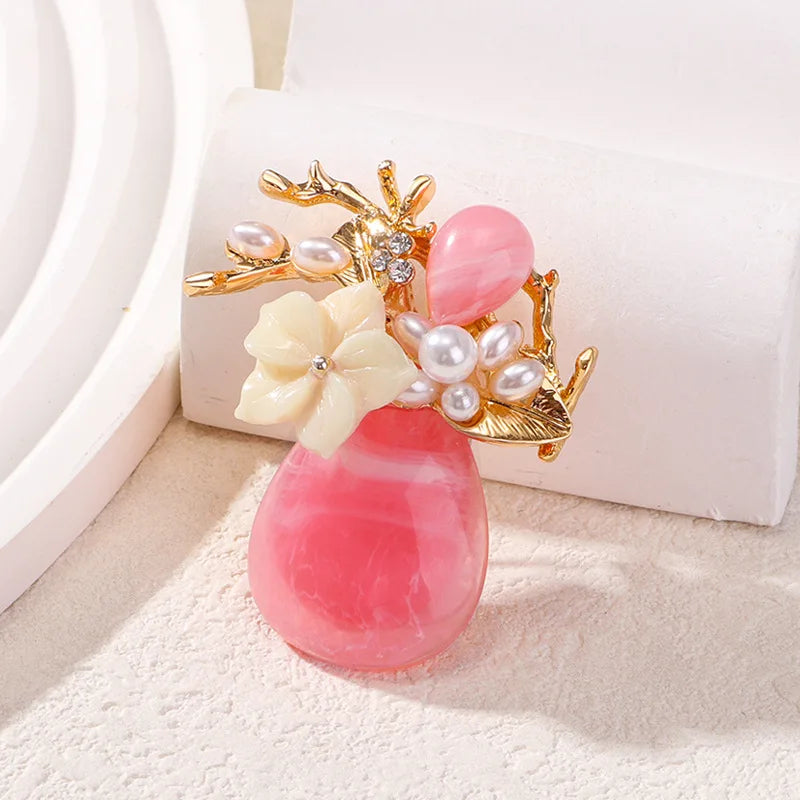 Retro Fashion High-end Pink Natural Stone Brooch Rhinestone Corsage Female Brooches