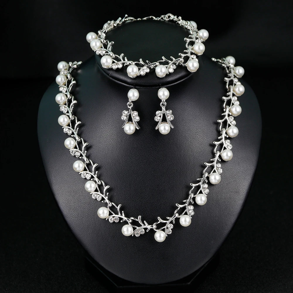 Luxury Bridal Flower Shape Imitation Pearl Jewelry Sets Wedding Accessories Gift Bridal Necklace Earring Bracelet Jewelry Sets