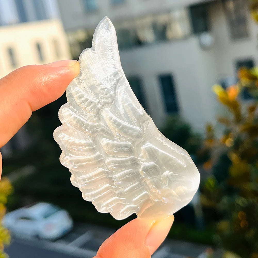 Wholesale Factory Price Selenite Wing Crystal Crafts Healing Stone White Crystal Angle Wing for Home Decoration