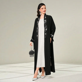 Dubai Abaya Beautiful Black Colour Muslim Traditional Abaya Hand Work Open Abaya Kimono Traditional Islamic Clothing for Women