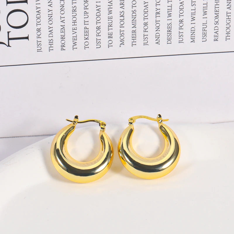 Trendy European and American High End Short Thick Hoop Earrings Solid Vintage 18K Gold Plated Earrings Wholesale Earrings