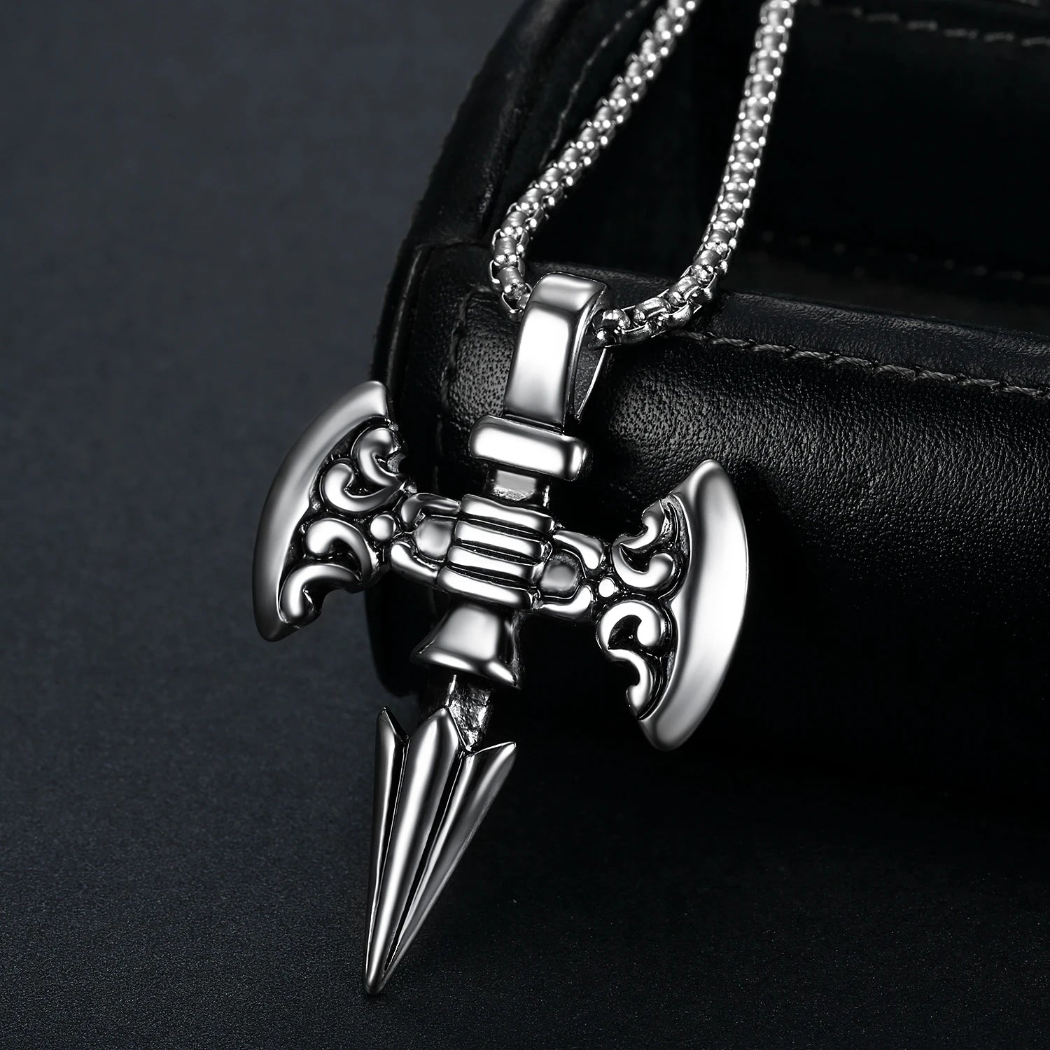 Personalized Hip Hop Vikings axe Necklace Stainless Steel Punk Silver Celtic Wolf axe Cross Pendant Necklace for Men Jewelry