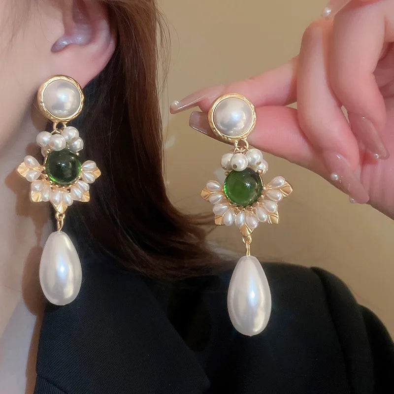 Silver Needle Pearl Water Drop Earrings Fashion Personalized Design Sense Earrings Exaggerate Atmosphere New Earrings Kupeler