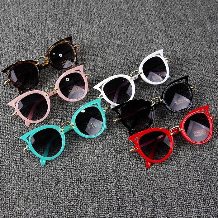 Lucky Fashion Children Sunglasses Cat Eye Style Boys Girls Accessories Shades Toys Eye Protection UV400