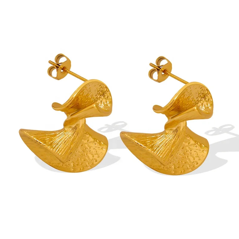 French Neutral Style Stud Earrings Retro Fan-Shaped Embossed Design Stainless Steel Trendy Accessories with Personality