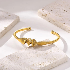 New Trendy Tarnish Free 18k Gold Plated Stainless Steel Open Cuff Bracelets for Lady Women Jewelry