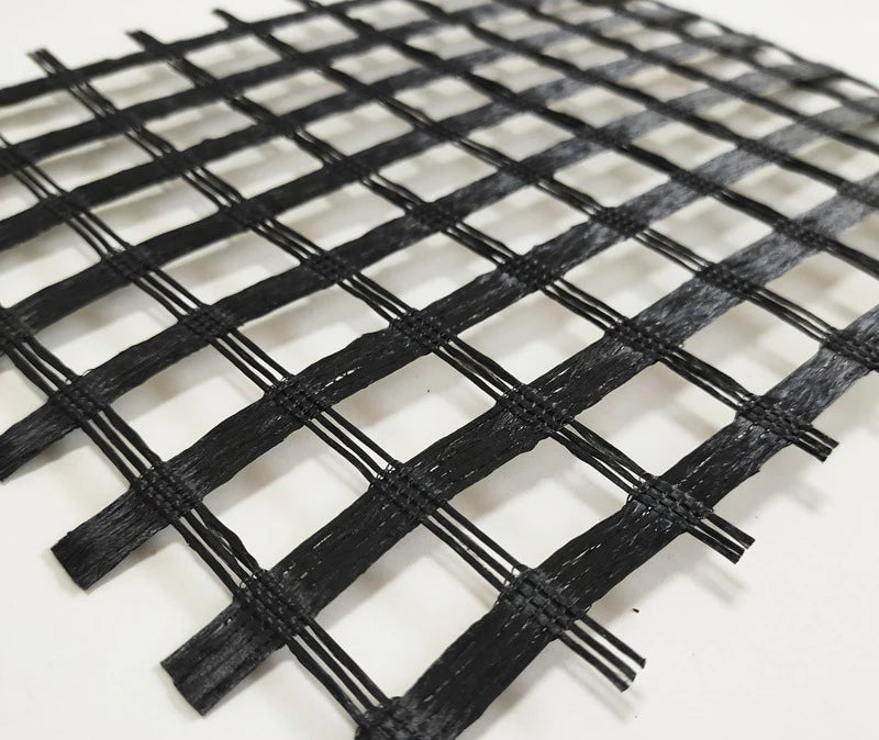 Slope Protection PET Geogrid for Asphalt Road Construction Coated with PVC Polyester for Retaining Wall Driveway Made of Plastic