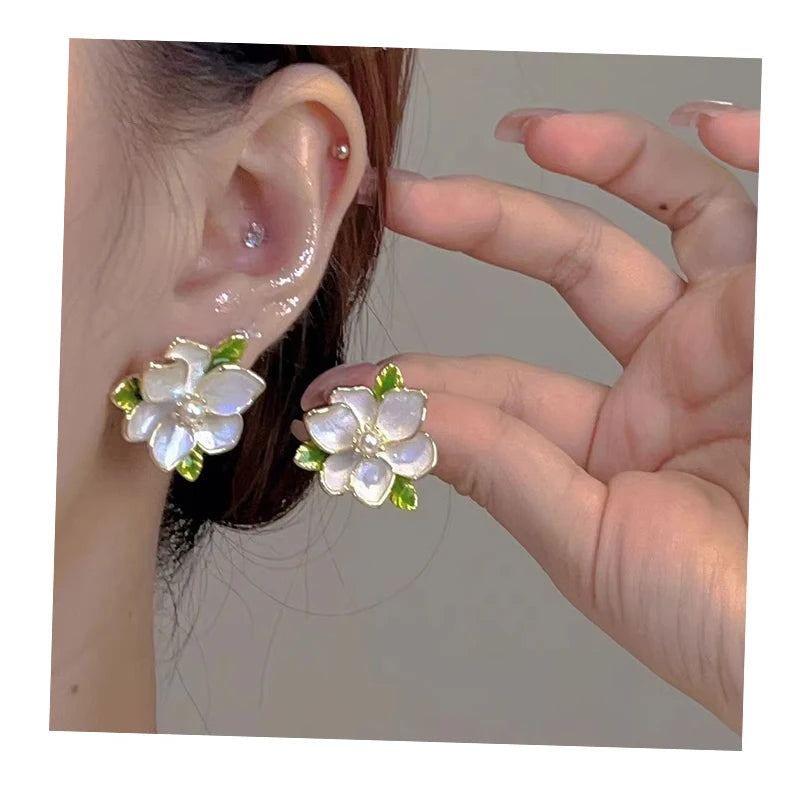 VKME Fashion Pearl Flower Earrings for Women Jewelry
