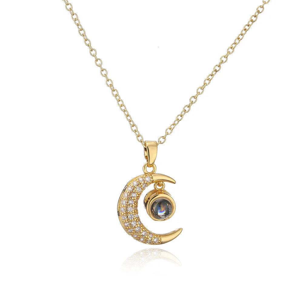European and American Fashion 18k Gold Plated Zircon Moon Pendant Choker Necklace Copper Plated 18k Gold Necklace