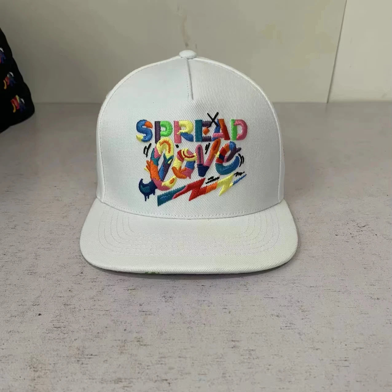 Hot Sale Low Moq 5 Panel Flat Brim Custom 3D Embroidery Cap 100% Acrylic Wool Snapback Embroidery Hat Custom logo Snap Back Cap