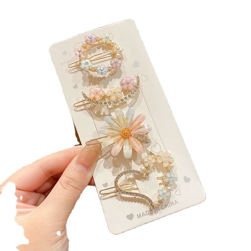 Girls Cute Crystal Flower Hair Simple Hair Clip Seaside Clip Top Clip Hairpin Headpiece