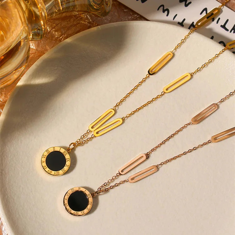 New Women Necklace Gold Plated Stainless Steel Shell Pendant Necklace Roman Numeral Necklace Jewelry (KSS419)