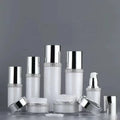 Luxury High-End PET Plastic Cosmetic Packaging Set Pearl White Lotion Spray Bottle Cream Jar False Eyelashes
