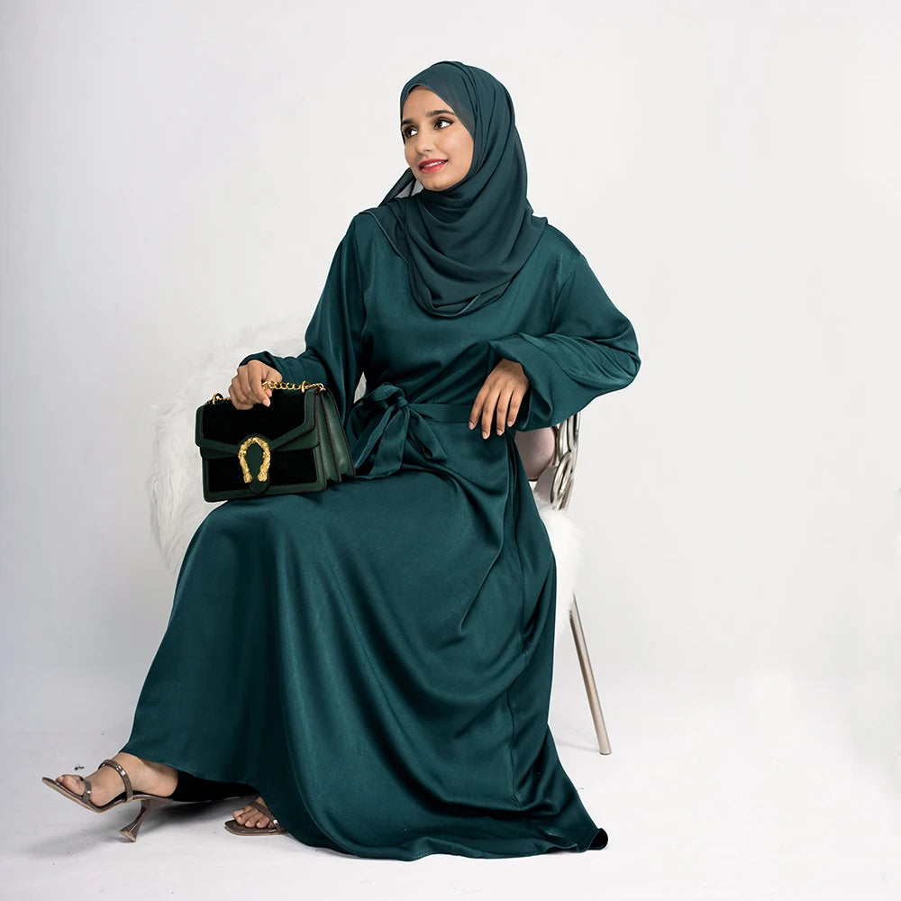 2026 Loriya Wholesale EID Ramadan Islamic Clothing Modest Dresses Satin Fabric Abaya Women Muslim Dress Plain Abaya